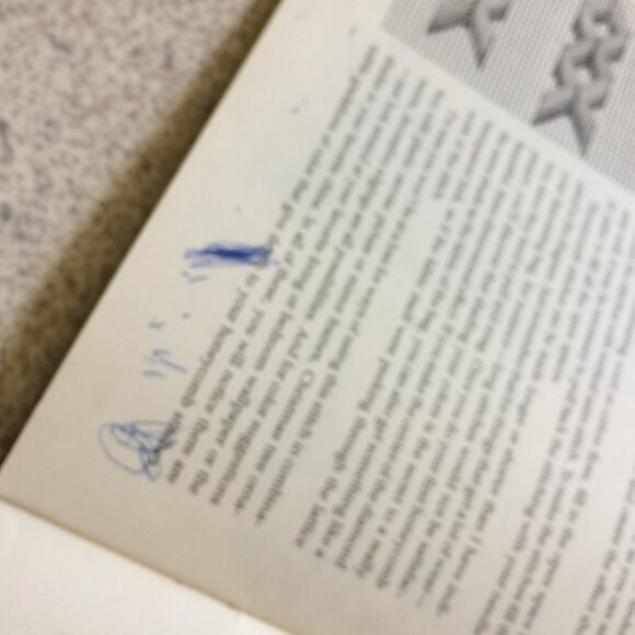 Plastic Canvas Craft Stitchery Books Bundle of 2 - Picture 9 of 13